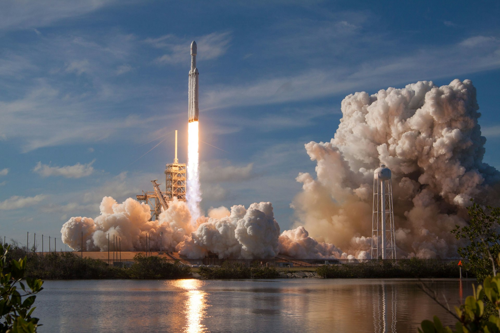 Starship on the launch pad.